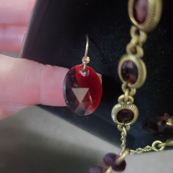 **Sale** Avon gold tone red beaded matching necklace and earring - Picture 8 of 8